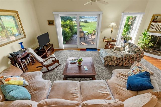 30 Woodbury St 30, Wareham, MA 02532