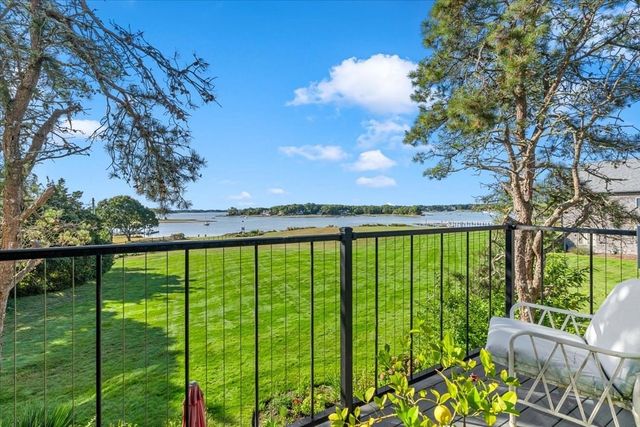30 Woodbury St 30, Wareham, MA 02532