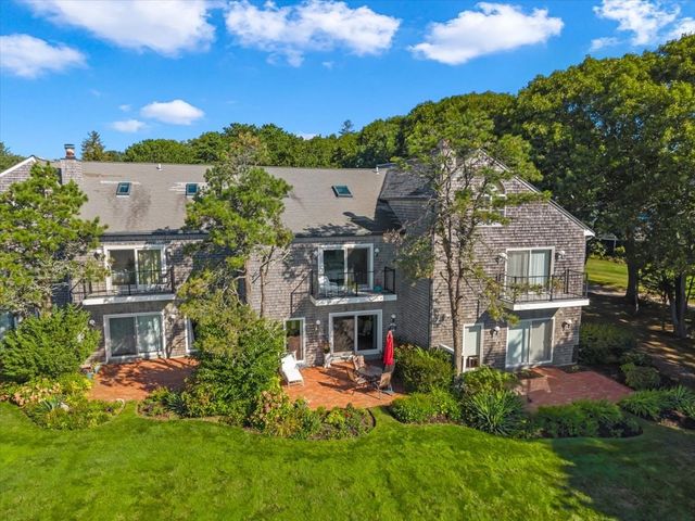 30 Woodbury St 30, Wareham, MA 02532