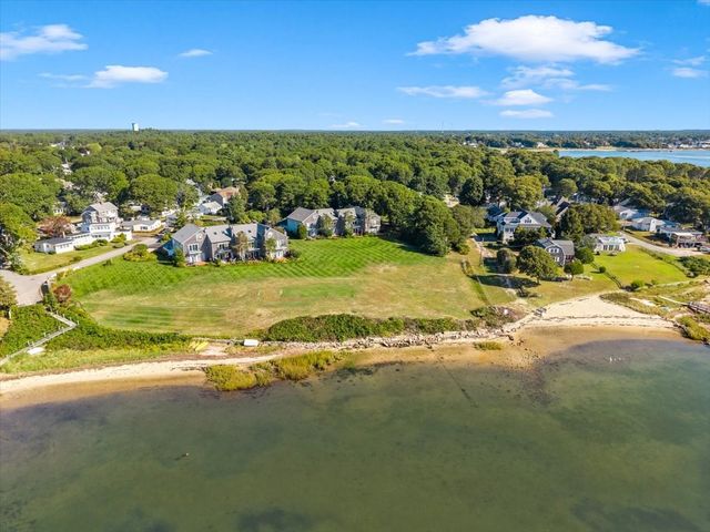 30 Woodbury St 30, Wareham, MA 02532