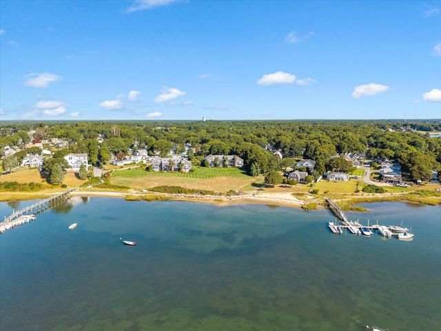30 Woodbury St 30, Wareham, MA 02532
