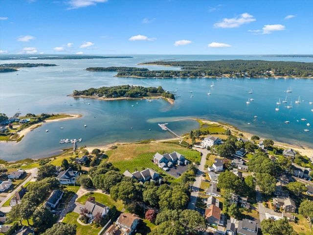 30 Woodbury St 30, Wareham, MA 02532