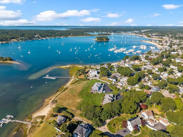 30 Woodbury St 30, Wareham, MA 02532