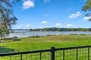 30 Woodbury St 30, Wareham, MA 02532