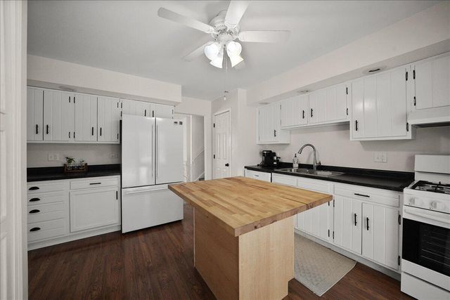 13440 W 93rd Avenue, St. John, IN 46373