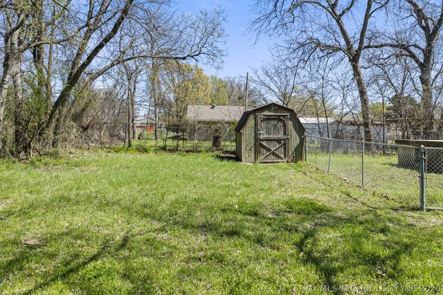 606 W Cherokee Street, Marietta, OK 73448