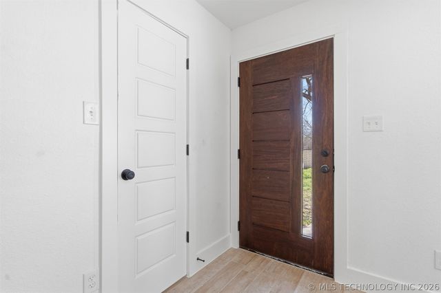 606 W Cherokee Street, Marietta, OK 73448