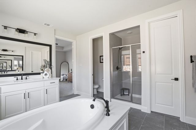4202 Crown Run Road, Midlothian, TX 76065