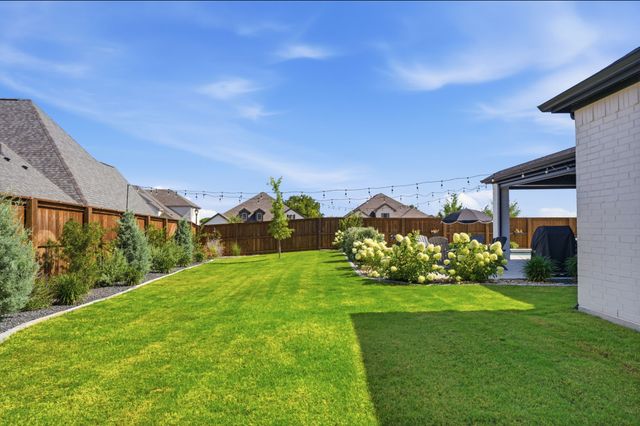4202 Crown Run Road, Midlothian, TX 76065