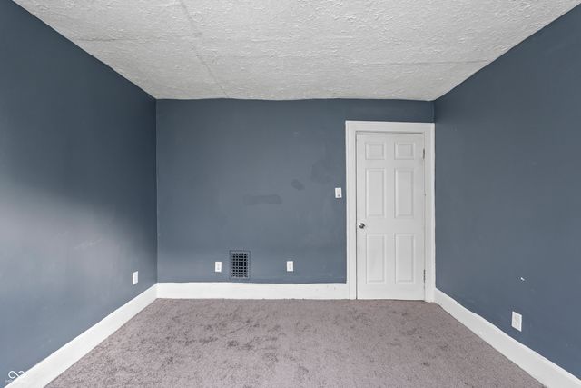 818 N Oakland Avenue, Indianapolis, IN 46201