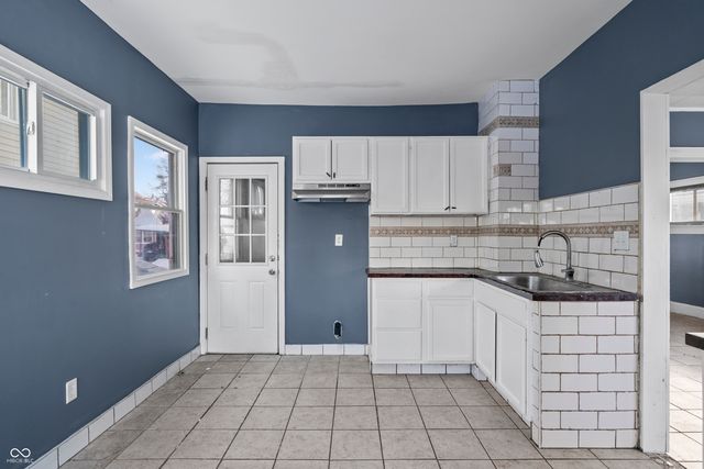 818 N Oakland Avenue, Indianapolis, IN 46201