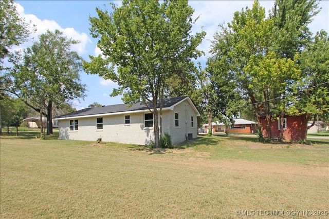 700 4th Street, Ramona, OK 74061