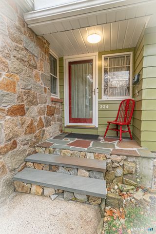 224 Ray Road, New Haven, CT 06515