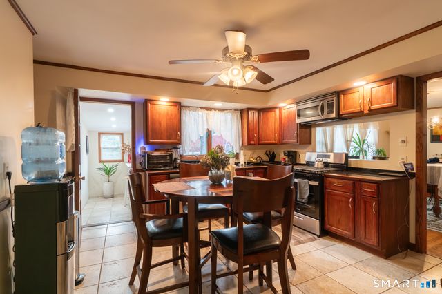 224 Ray Road, New Haven, CT 06515