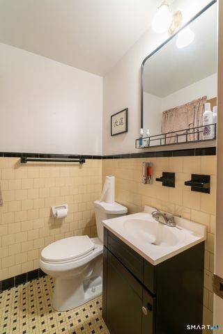 224 Ray Road, New Haven, CT 06515