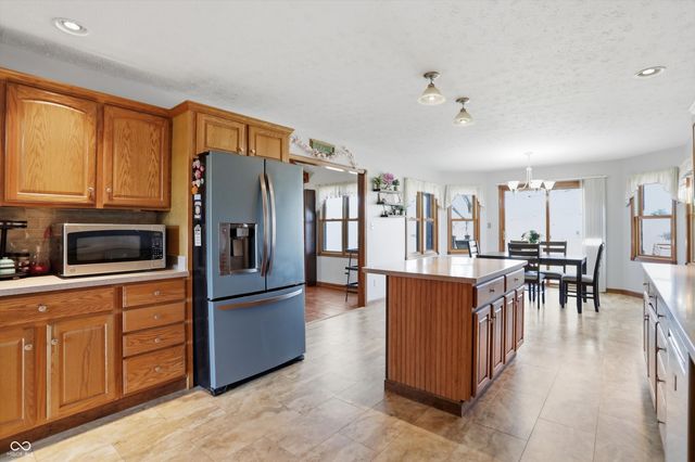 11638 N Stone Hedge Lane, Mooresville, IN 46158