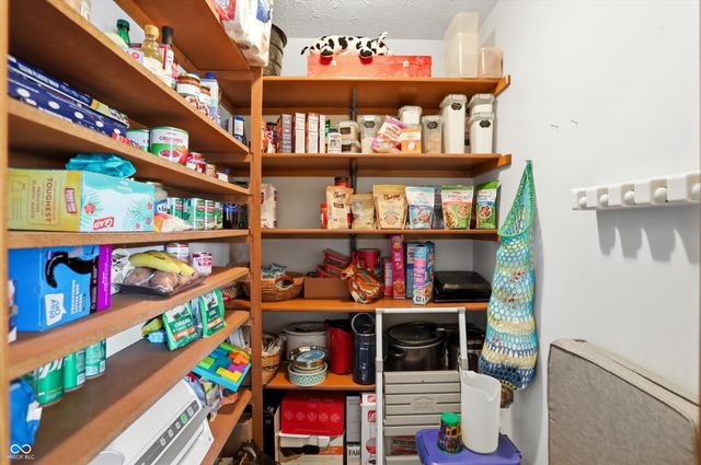 11638 N Stone Hedge Lane, Mooresville, IN 46158