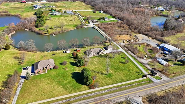 11638 N Stone Hedge Lane, Mooresville, IN 46158