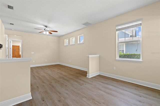3353 SCHOOLHOUSE RD, St Cloud, FL 34773