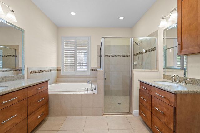 3353 SCHOOLHOUSE RD, St Cloud, FL 34773