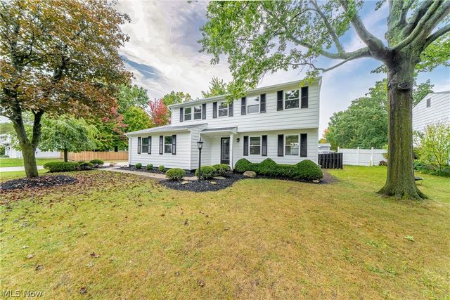 22268 Jonathan Drive, Strongsville, OH 44149