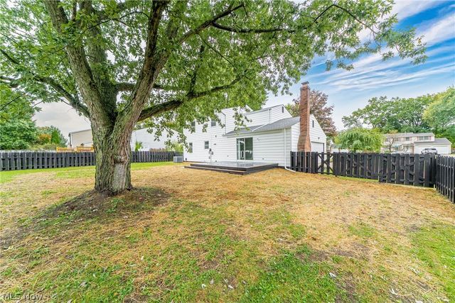 22268 Jonathan Drive, Strongsville, OH 44149