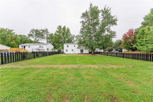 22268 Jonathan Drive, Strongsville, OH 44149