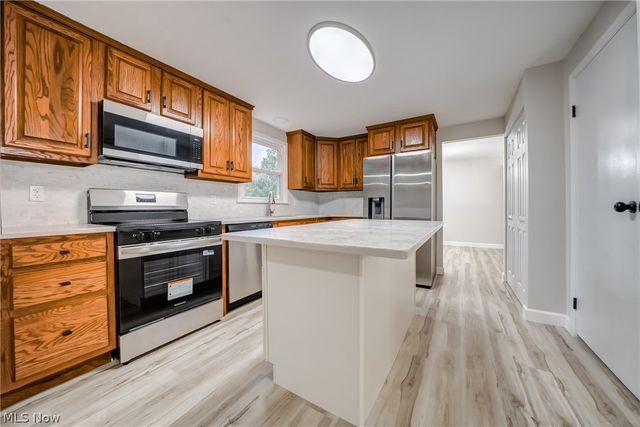 22268 Jonathan Drive, Strongsville, OH 44149