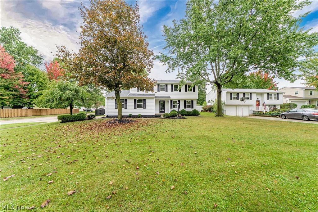 22268 Jonathan Drive, Strongsville, OH 44149