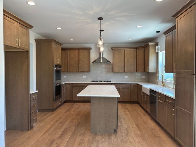 16440 W Cottonwood Drive, Lockport, IL 60441