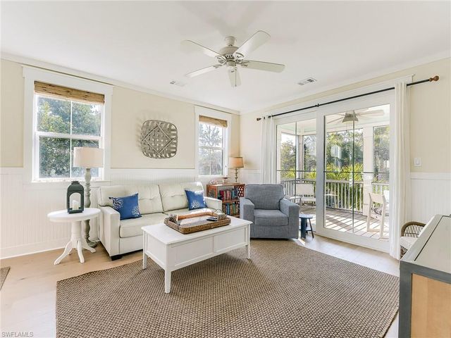 1550 Centre ST, Sanibel, FL 33957