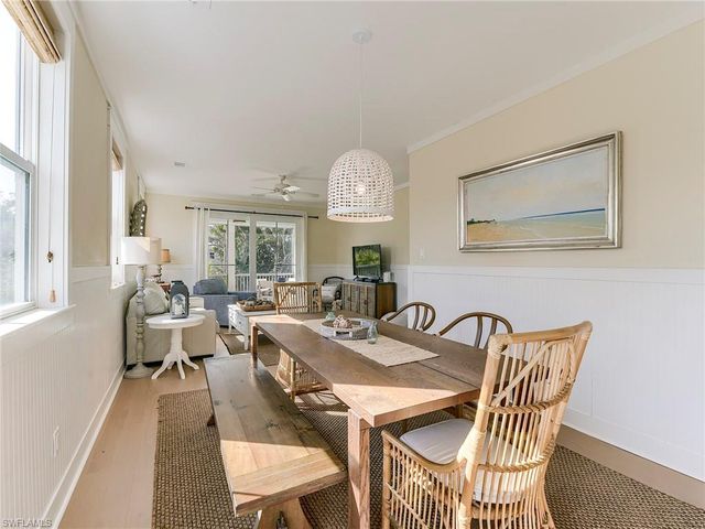 1550 Centre ST, Sanibel, FL 33957