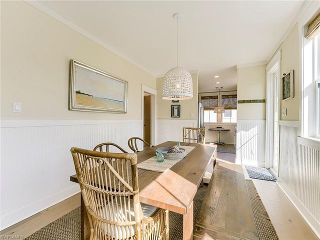 1550 Centre ST, Sanibel, FL 33957