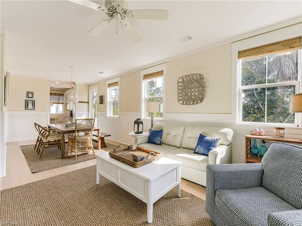 1550 Centre ST, Sanibel, FL 33957