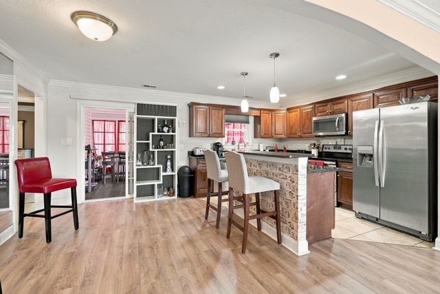460 Oakham Dr., Conway, SC 29527