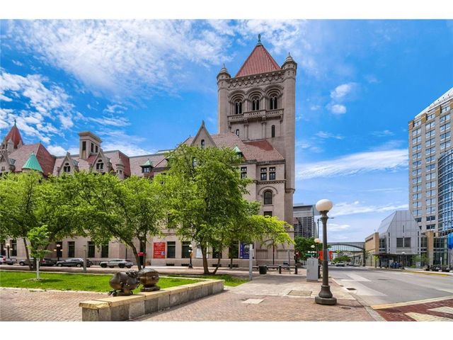 291 7th Street #1702, Saint Paul, MN 55102