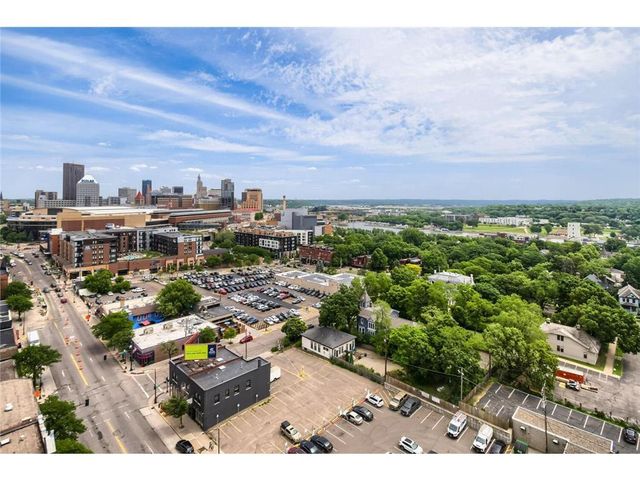 291 7th Street #1702, Saint Paul, MN 55102