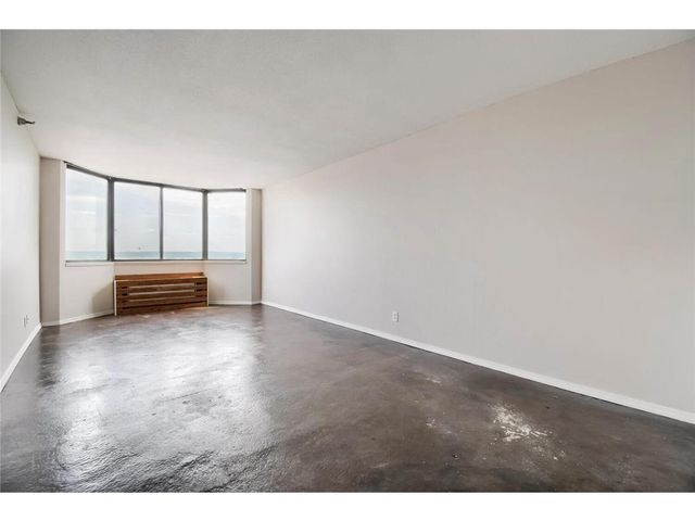 291 7th Street #1702, Saint Paul, MN 55102