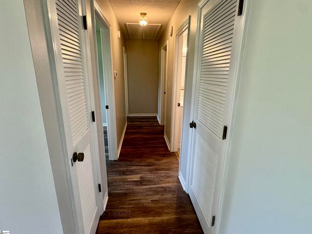 228 Greenridge Drive, Moore, SC 29369