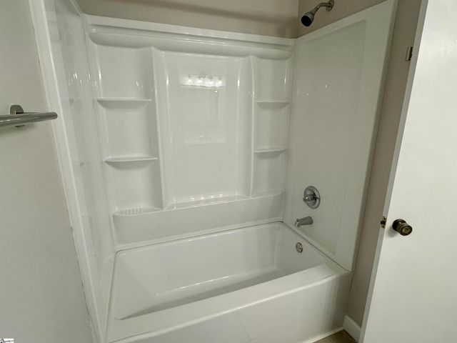 228 Greenridge Drive, Moore, SC 29369