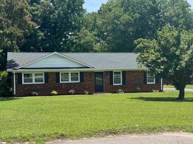 228 Greenridge Drive, Moore, SC 29369