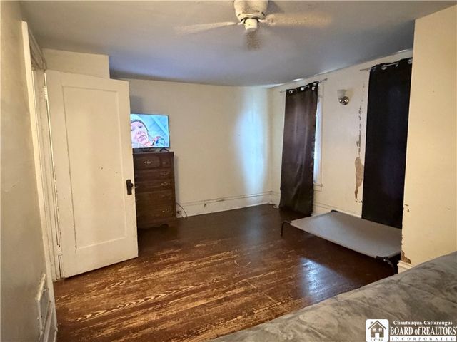 19 Hammond Street, Jamestown, NY 14701