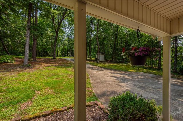 77 Williams Way, Dahlonega, GA 30533