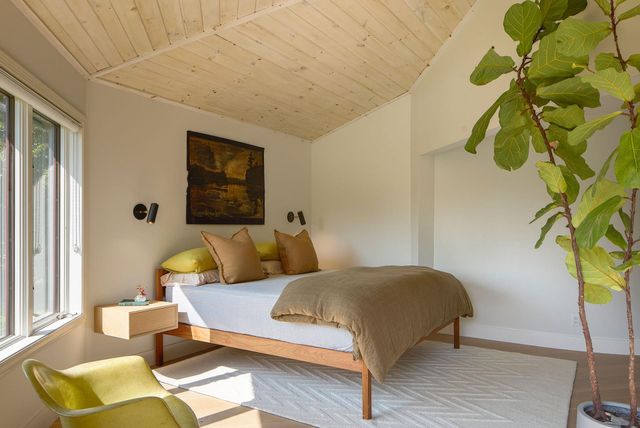 858 Alpine View Road, Stowe, VT 05672