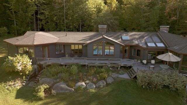 858 Alpine View Road, Stowe, VT 05672