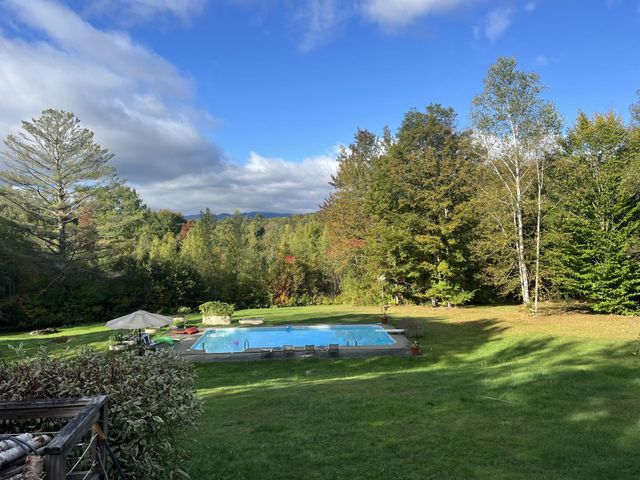 858 Alpine View Road, Stowe, VT 05672