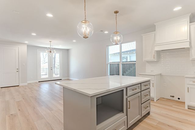 405 Athenia Drive, Fort Worth, TX 76114