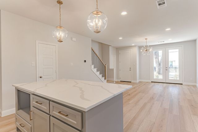 405 Athenia Drive, Fort Worth, TX 76114