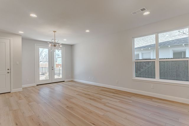 405 Athenia Drive, Fort Worth, TX 76114