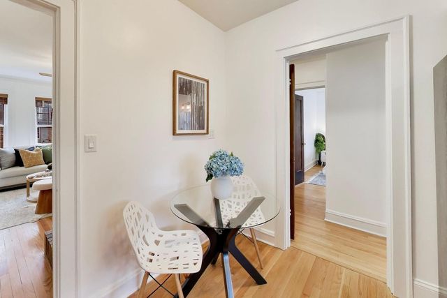 1929 Sherman Avenue 2W, Evanston, IL 60201